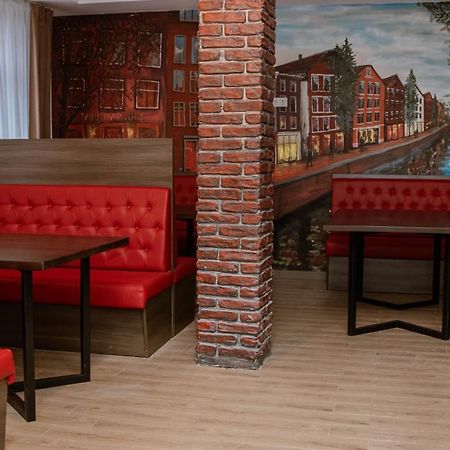 Graff Hotel Dnipro Exteriör bild