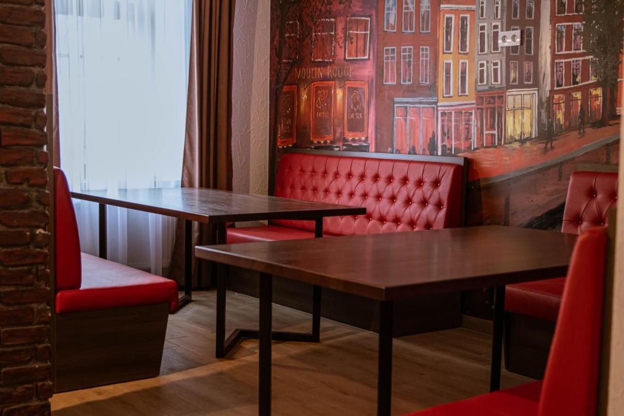 Graff Hotel Dnipro Exteriör bild